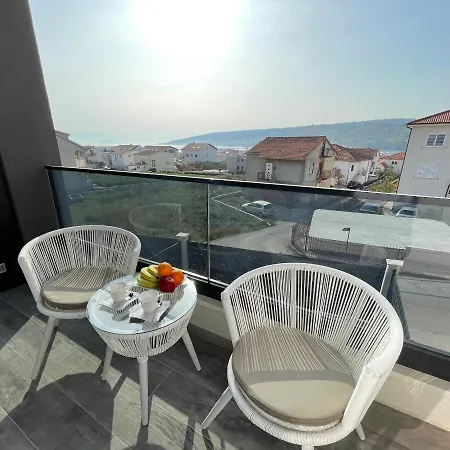 Apartment Sky Garden *
